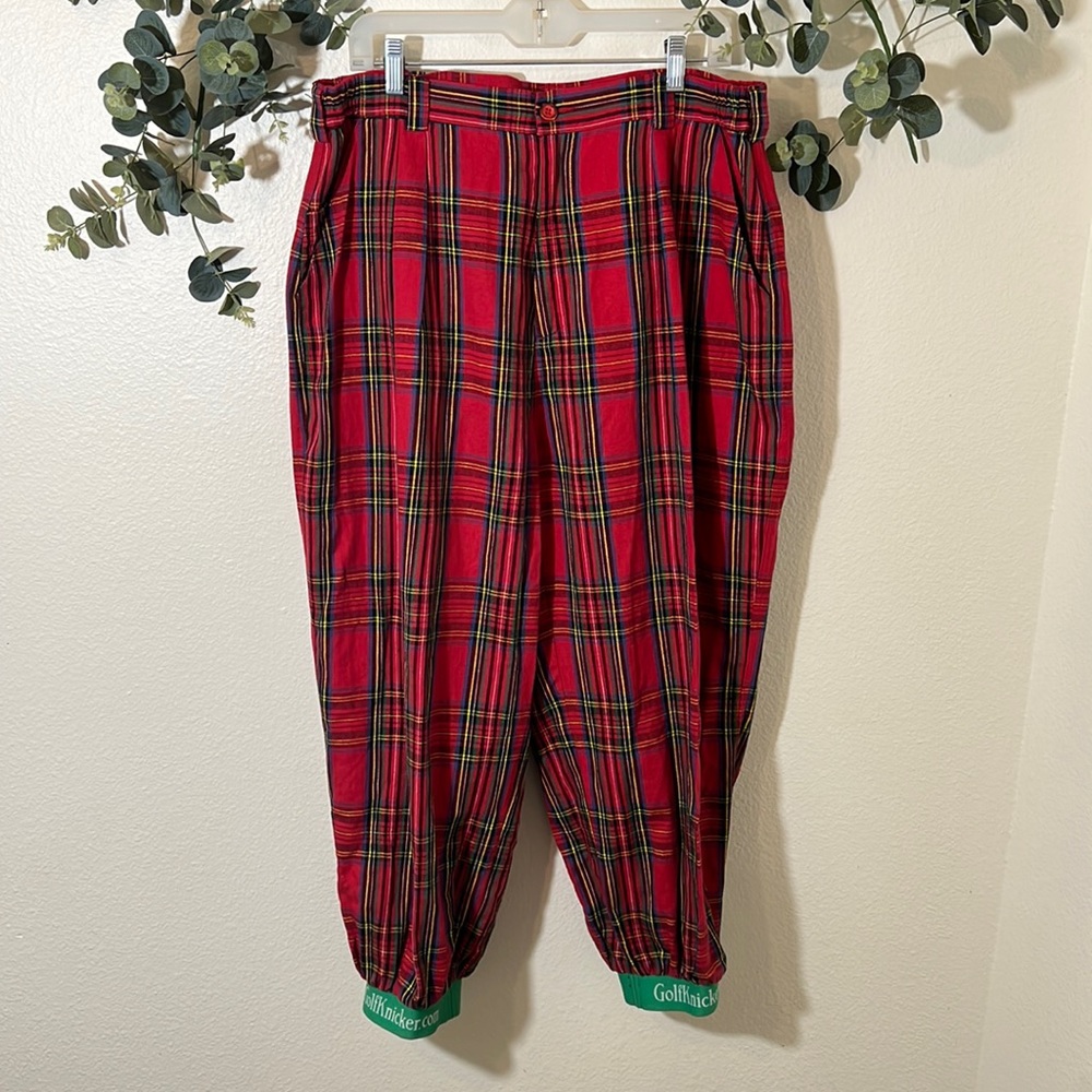 Traditional Golf Knickers in Red & Green Plaid Linen Cotton Blend